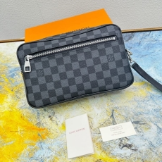 Louis Vuitton Clutch Bags